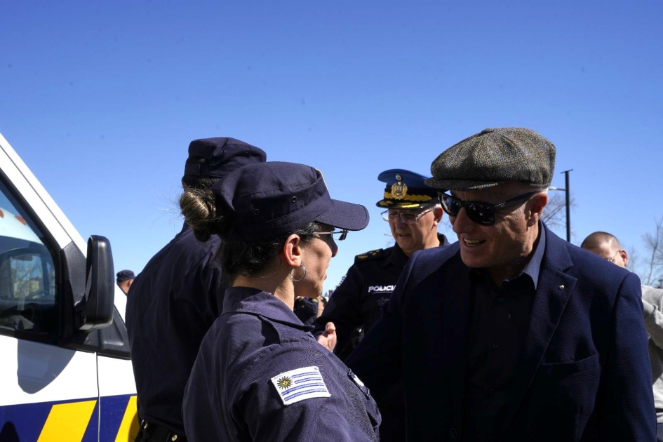 Lanzamiento de la etapa de implementación de la Policía Comunitaria Orientada a Problemas en Montevi Lanzamiento de la etapa de implementación de la Policía Comunitaria Orientada a Problemas en Montevi