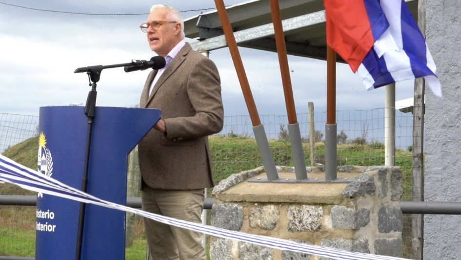 Ministro del Interior en inauguración destacamento Guardia Republicana “”