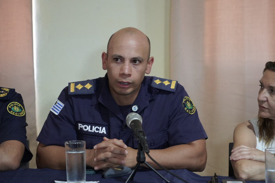 Director de la Unidad N.º 17 Campanero, comisario Carlos Brazeiro, Director de la Unidad N.º 17 Campanero, comisario Carlos Brazeiro,