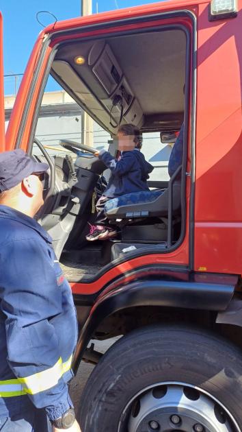 Actividad en CAIF por el Día de los Trabajadores Actividad en CAIF por el Día de los Trabajadores