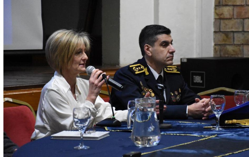 Seminario “Investigación criminal y disposiciones jurídicas” Seminario “Investigación criminal y disposiciones jurídicas”