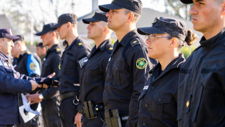 Treinta oficiales egresaron del 15.º Curso de Intervención Treinta oficiales egresaron del 15.º Curso de Intervención
