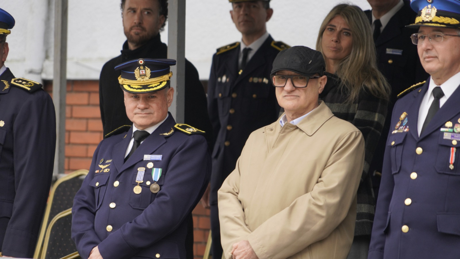 Director de la Policía, Subdirector de Secretaría y Jefe de Colonia