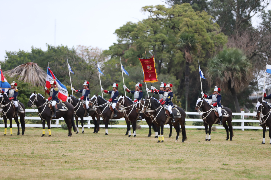 La Guardia de Coraceros conmemoró su 130.º aniversario La Guardia de Coraceros conmemoró su 130.º aniversario