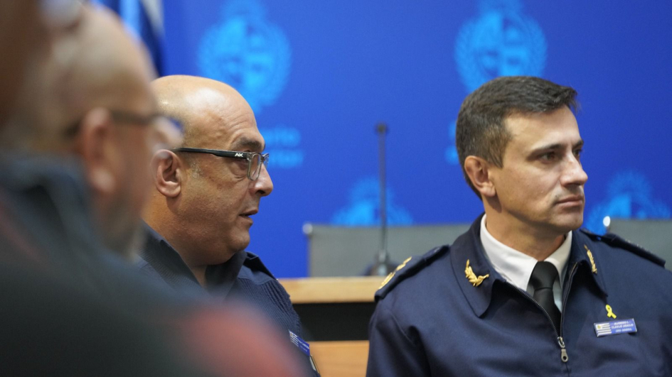 Autoridades policiales en reunión con Unott