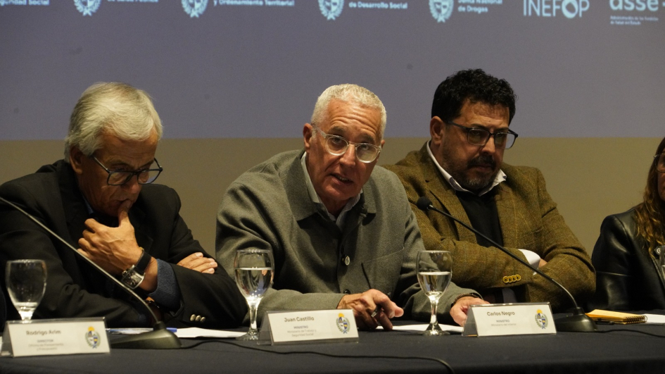 Ministro del Interior, Secretario de la Presidencia y Ministro de Trabajo Ministro del Interior, Secretario de la Presidencia y Ministro de Trabajo
