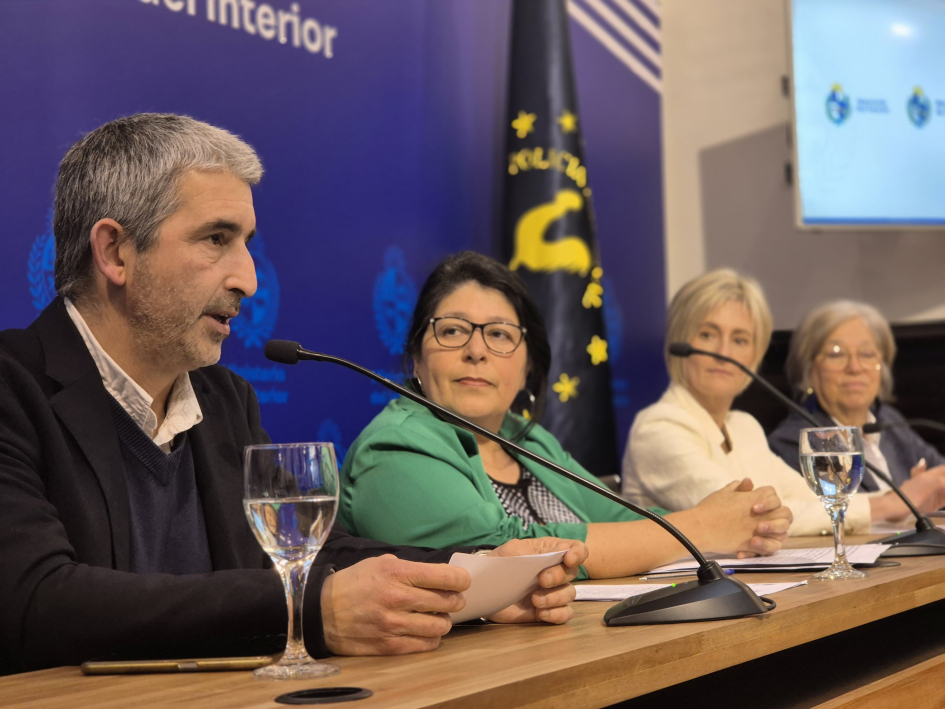 Presentan el programa +Igualdad en MOVIMIENTO para prevenir la violencia basada en género en adolesc Presentan el programa +Igualdad en MOVIMIENTO para prevenir la violencia basada en género en adolesc