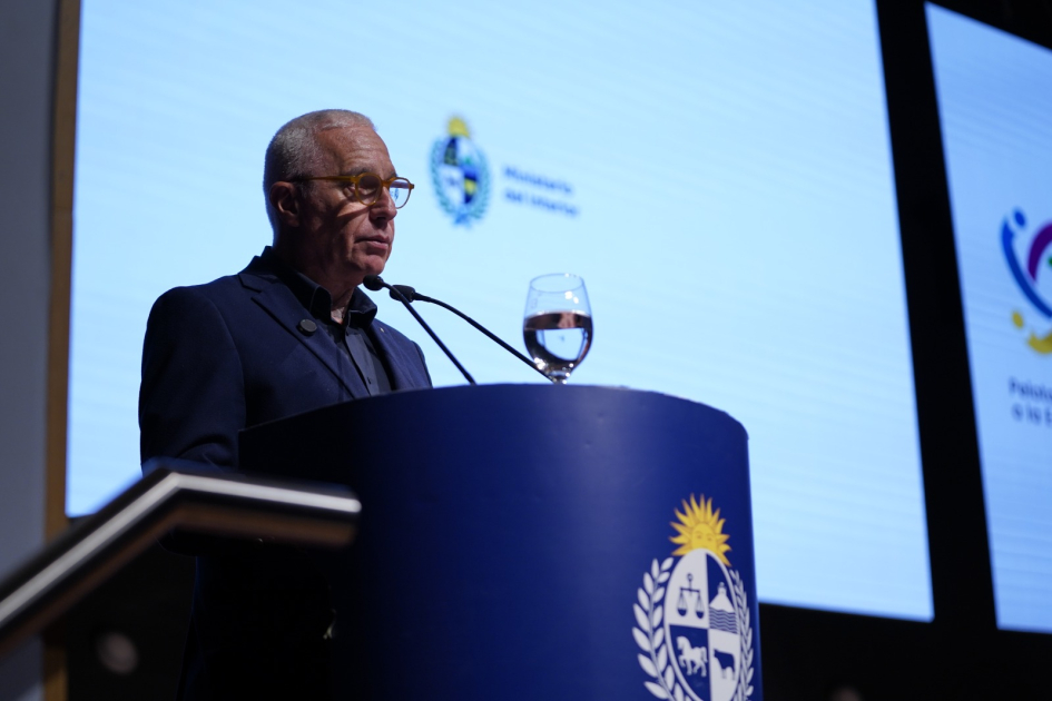 Ministro del Interior, Dr. Carlos Negro Ministro del Interior, Dr. Carlos Negro