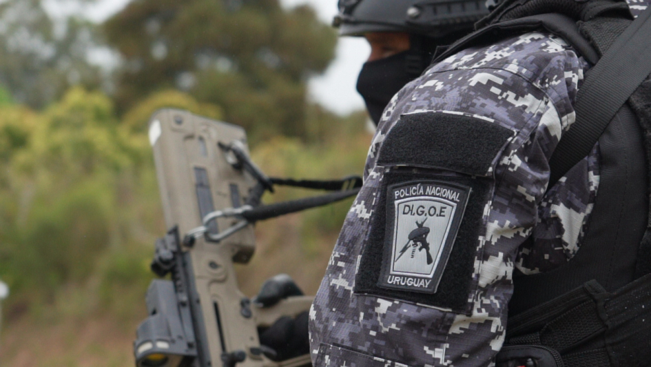 Personal de la DIGOE durante un entrenamiento Personal de la DIGOE durante un entrenamiento