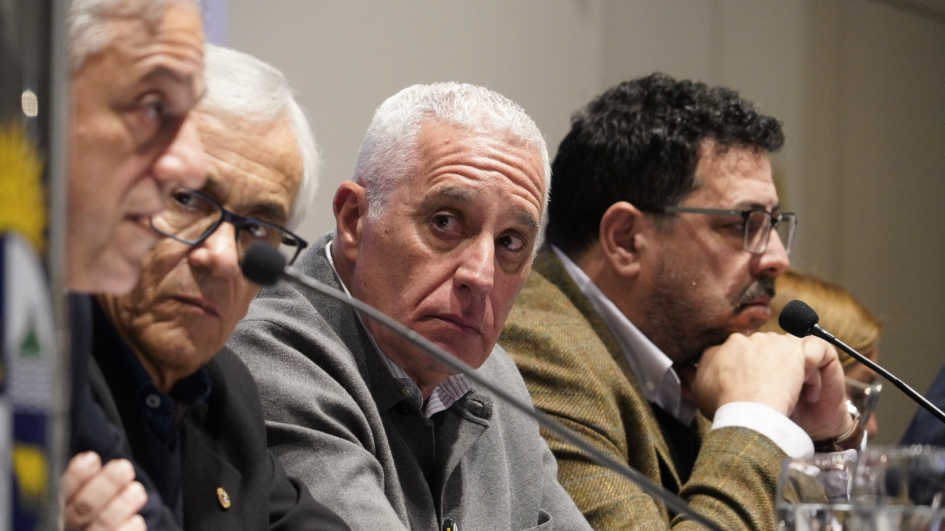 Ministro del Interior, Secretario de la Presidencia, Ministro de Trabajo y Director de OPP Ministro del Interior, Secretario de la Presidencia, Ministro de Trabajo y Director de OPP