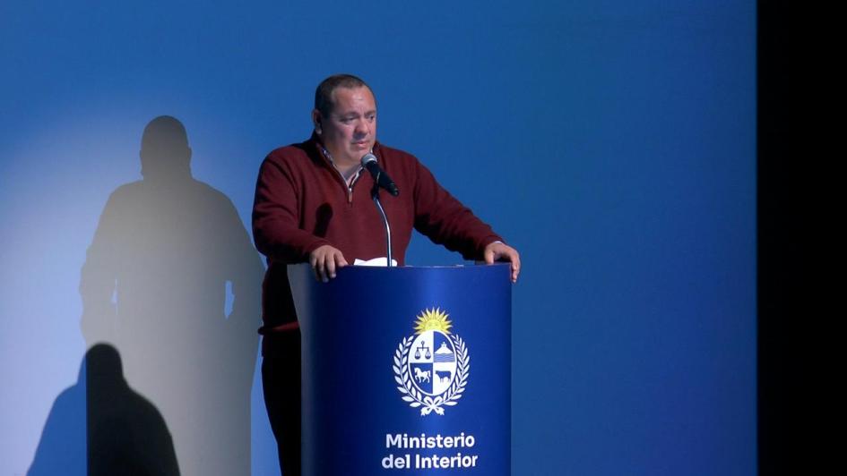 El encargado del programa, Agustín Iparraguirre, tomó la palabra para agradecer a la Comisión de Apo El encargado del programa, Agustín Iparraguirre, tomó la palabra para agradecer a la Comisión de Apo