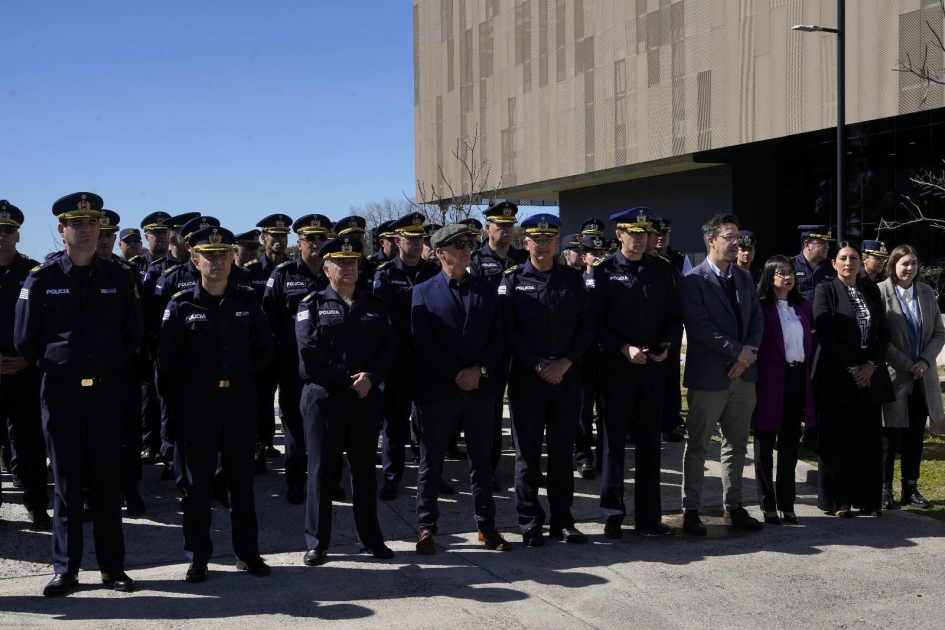 Lanzamiento de la etapa de implementación de la Policía Comunitaria Orientada a Problemas en Montevi Lanzamiento de la etapa de implementación de la Policía Comunitaria Orientada a Problemas en Montevi
