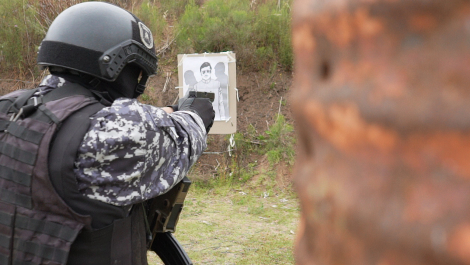 Personal de la DIGOE durante un entrenamiento Personal de la DIGOE durante un entrenamiento