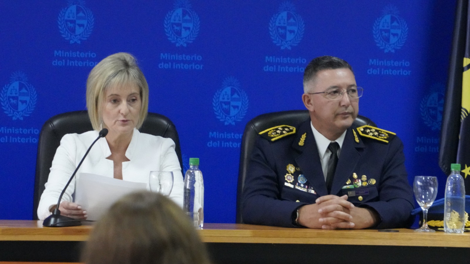 Ministra Interina y Director de la Policía Nacional 