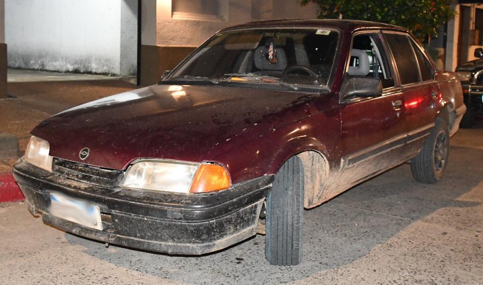 vehículo incautado vehículo incautado