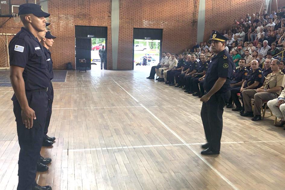 Agentes Santiago Moraes, Heriberto De Souza y Santiago Sosa con Coordinador.