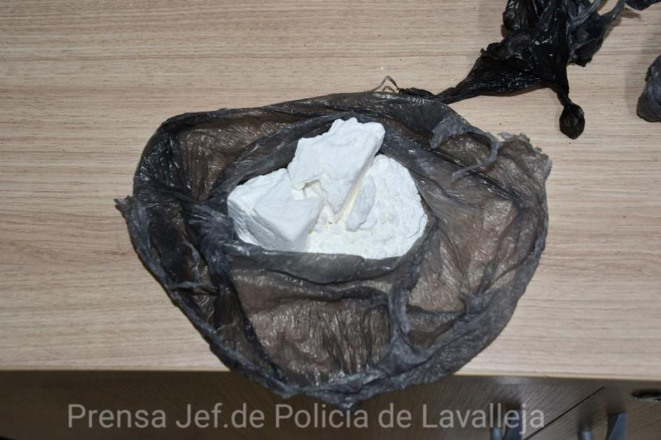 piedra de cocaina incautada al detenido piedra de cocaina