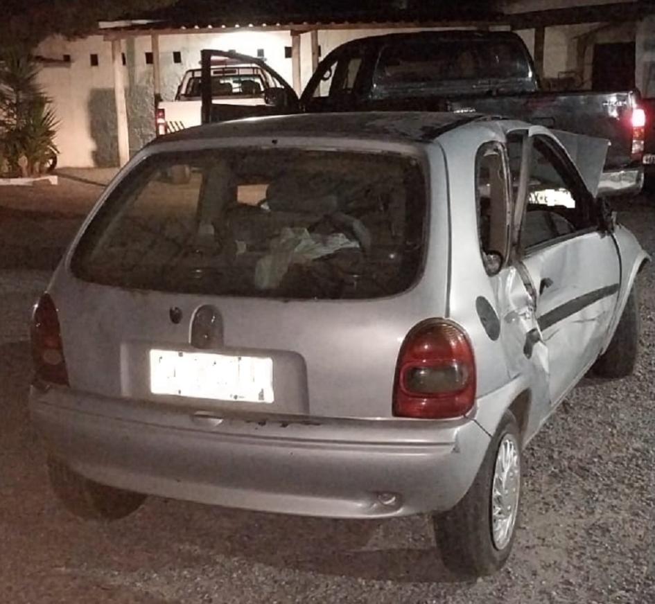 Auto Chevrolet Corsa utilizado por el condenado lateral Auto Chevrolet Corsa utilizado por el condenado lateral