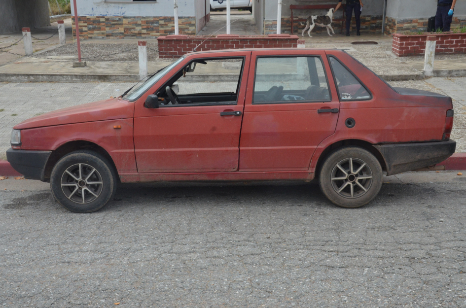 Auto hurtado en Lascano interceptado por Seccional 8va