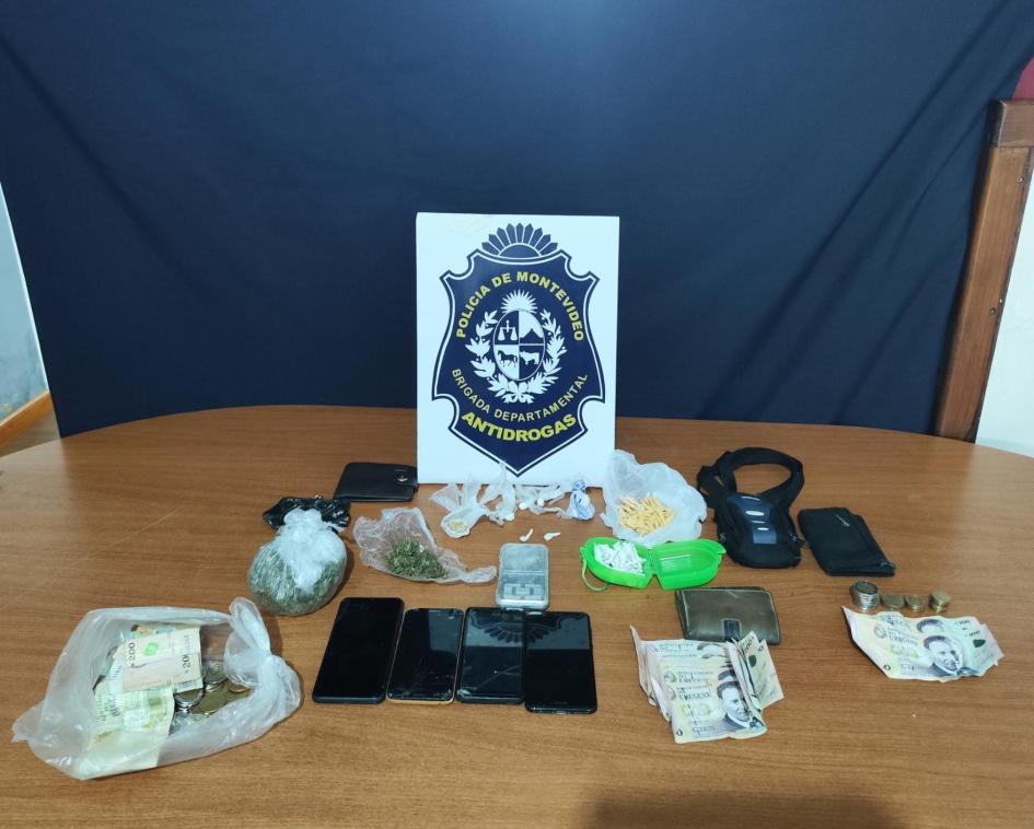objetos incuatados en el allanamiento