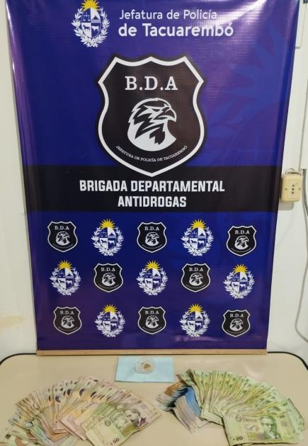 Incautación de dinero y estupefacientes Incautación de dinero y estupefacientes