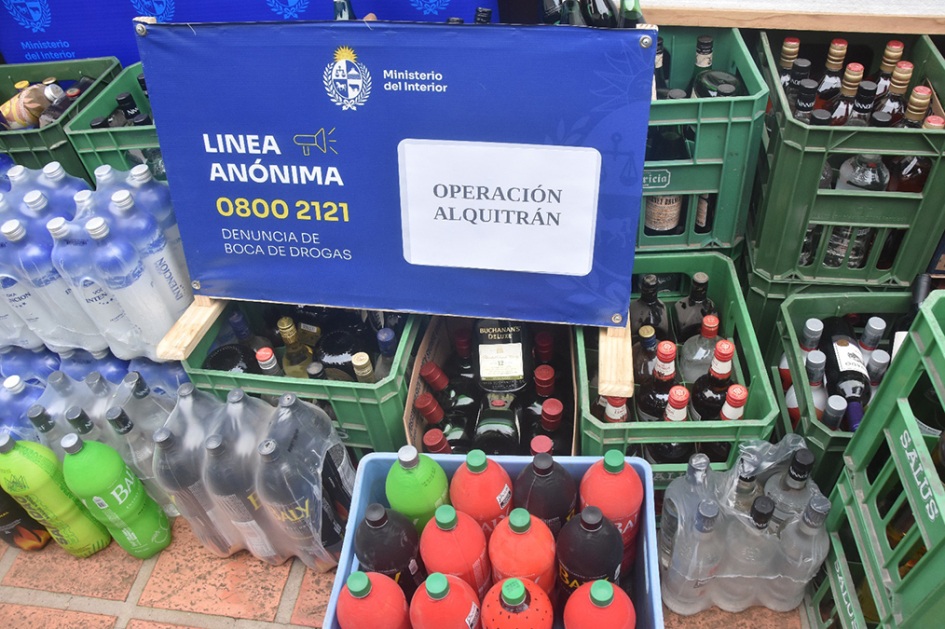 Bebidas incautadas en Operación Alquitrán Bebidas incautadas en Operación Alquitrán