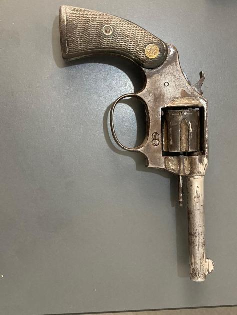 Un hombre fue detenido con un arma de fuego en Delta El Tigre