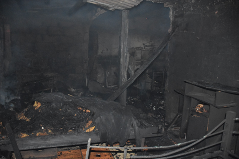 INCENDIO EN CASA DE FAMILIA