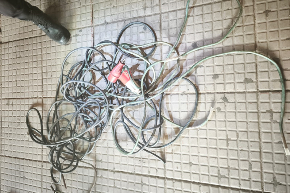 Cables con conectores.