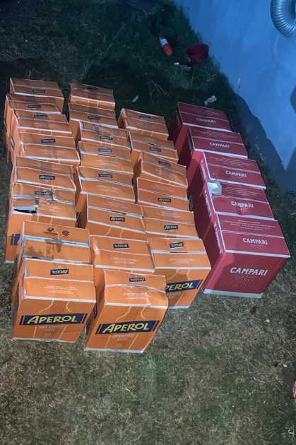 Cajas con bebidas alcohólicas. Cajas con bebidas alcohólicas.