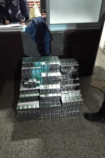 Cajas de cigarrillos incautadas por la Policía. Cajas de cigarrillos incautadas por la Policía.