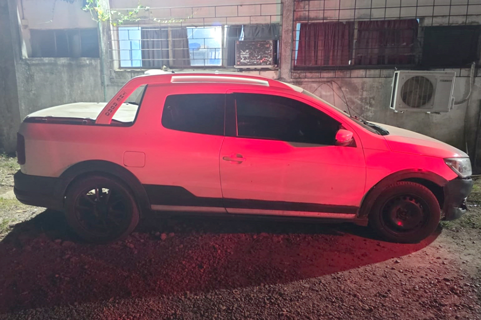 Camioneta Volkswagen Saveiro incautada por la policía