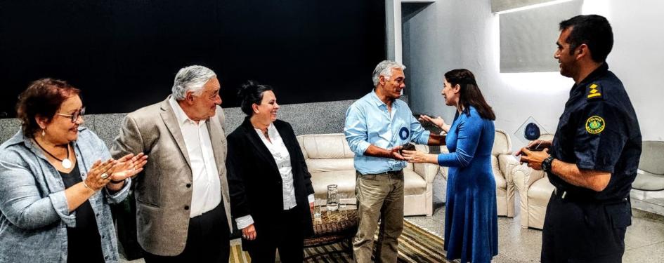 Entrega de reconocimientos a docentes y profesores Entrega de reconocimientos a docentes y profesores