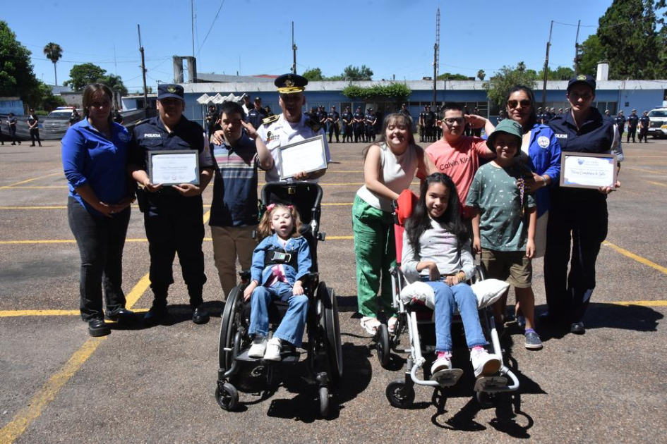 Conmemoración del 196.º Aniversario de la Policía Nacional