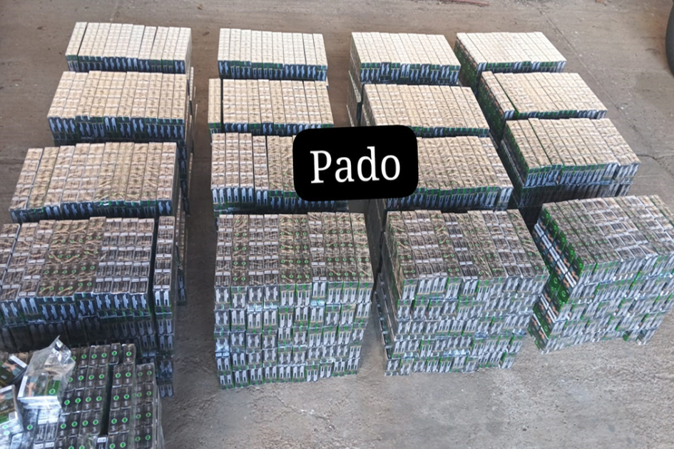 Cigarrilos de contrabando incautados por la policía Cigarrilos de contrabando incautados por la policía