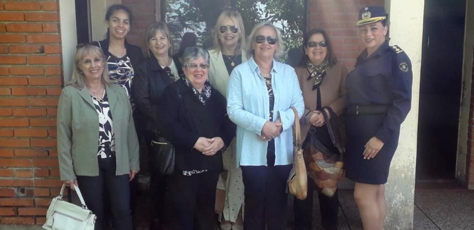 Comisario Lady Fuques con integrantes de MEPRA Comisario Lady Fuques con integrantes de MEPRA