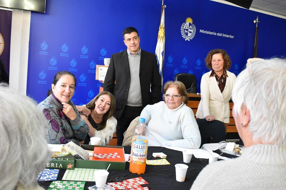 Conectados: celebramos el día del abuelo con una jornada especial 