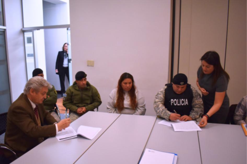 Se firmó entrega de la segunda vivienda a un policía. Se firmó entrega de la segunda vivienda a un policía.