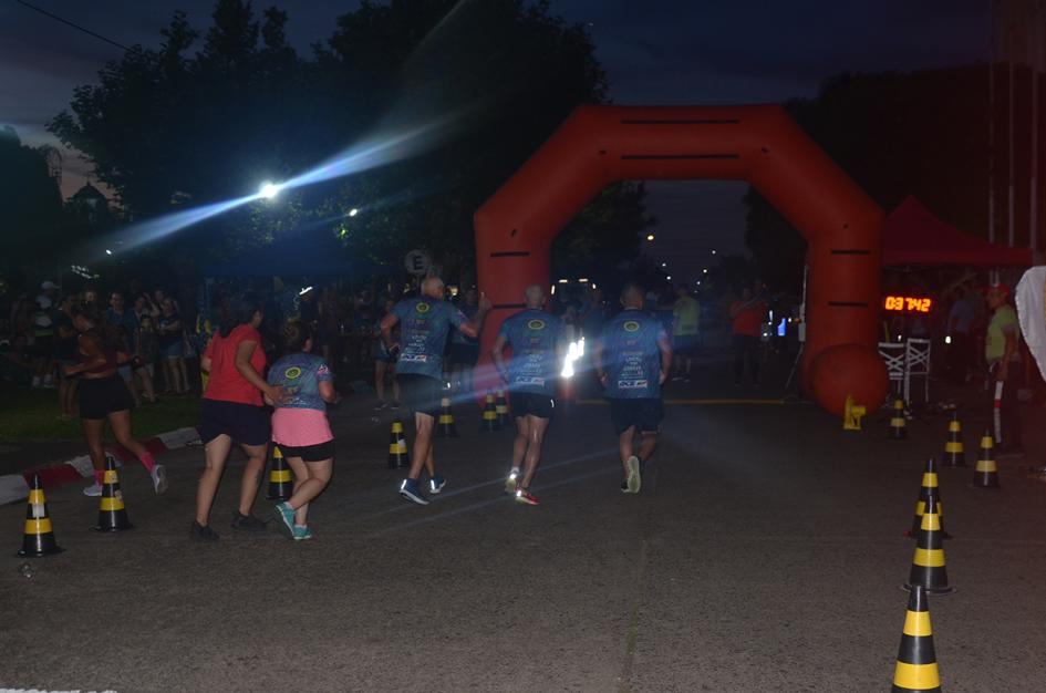 Maratón Policial 4K Competidores llegada