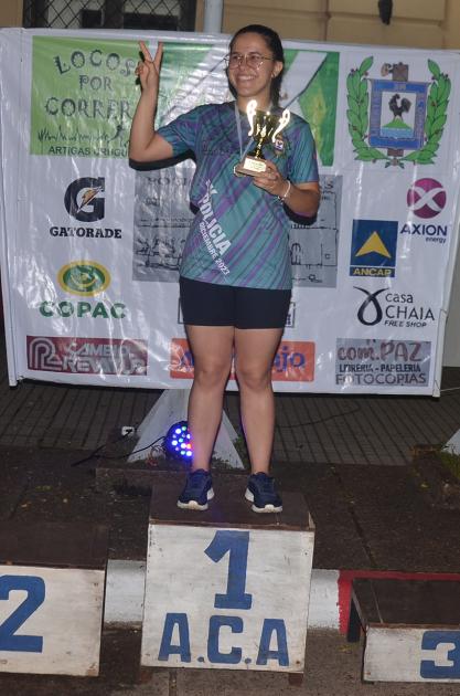 Competidora con premio