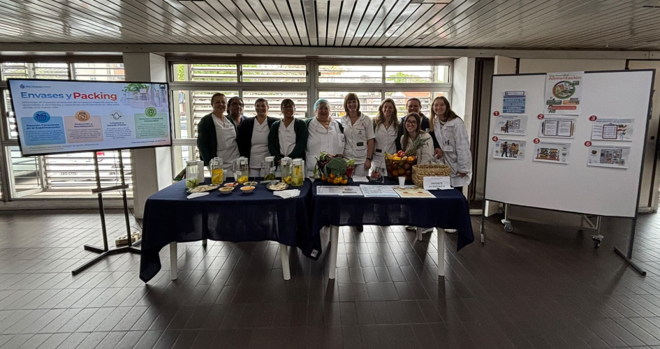 Día Mundial de la Alimentación El equipo de nutrición posando para la foto