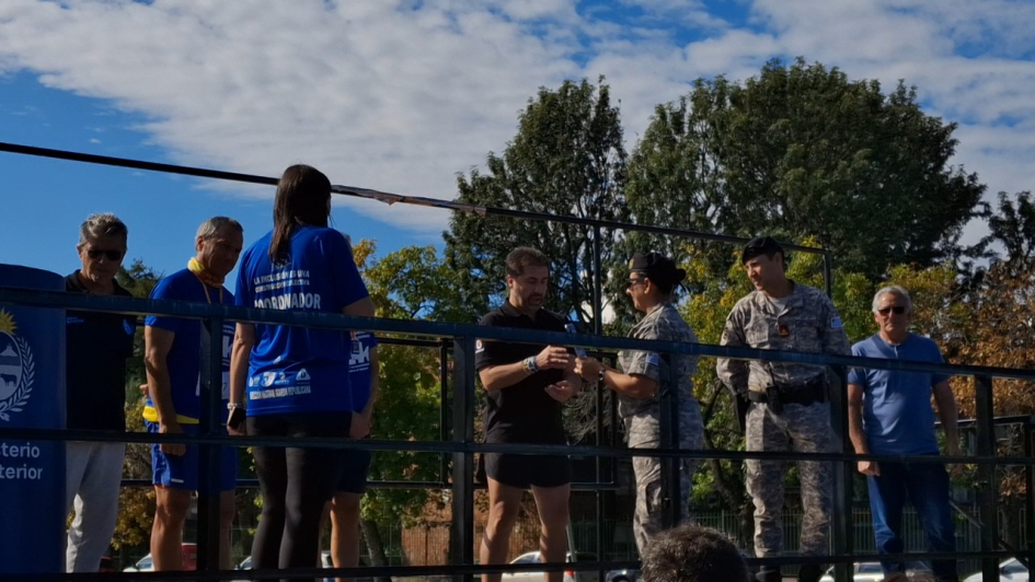 Directora DNGR entrega menciones especiales a instituciones colaboradoras