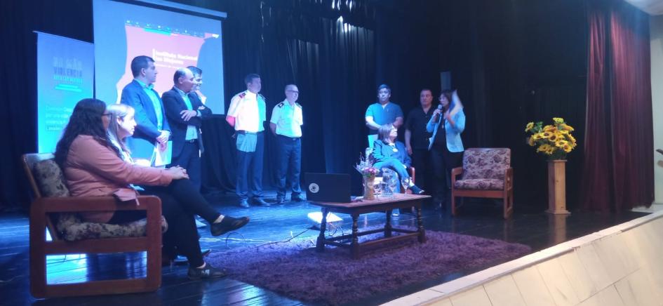 Apertura del Seminario de masculinidades en Minas con integrantes de CDL Apertura del Seminario de masculinidades en Minas con integrantes de CDL