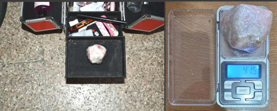 Piedra de pasta base incautada en caja de maquillaje. Pasta base.