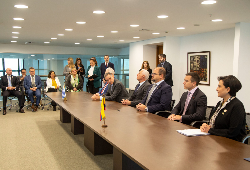 Uruguay y Ecuador suscriben acuerdo de cooperación en materia de seguridad Uruguay y Ecuador suscriben acuerdo de cooperación en materia de seguridad