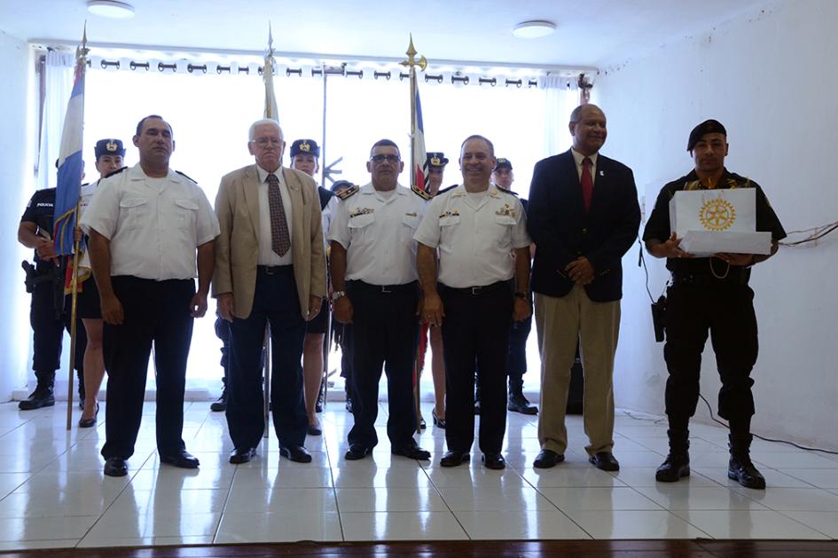 Entrega Premio Rotary Club Artigas. Entrega Premio Rotary Club Artigas.
