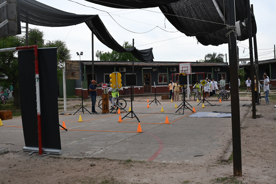 Actividad con Club de Leones Actividad con Club de Leones