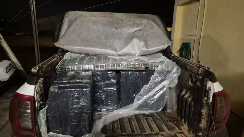 La mercadería era trasladada en una camioneta
