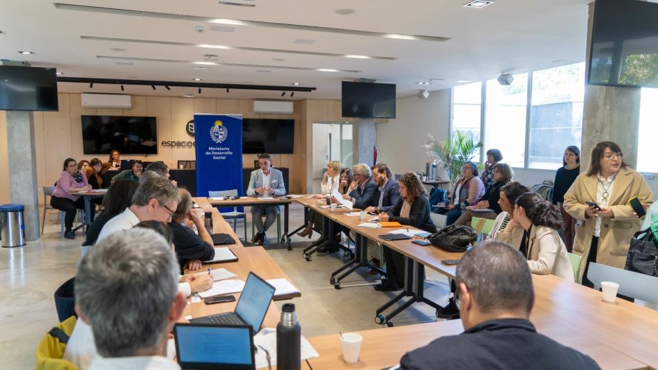Primera sesión del Consejo Nacional de Políticas Sociales Primera sesión del Consejo Nacional de Políticas Sociales