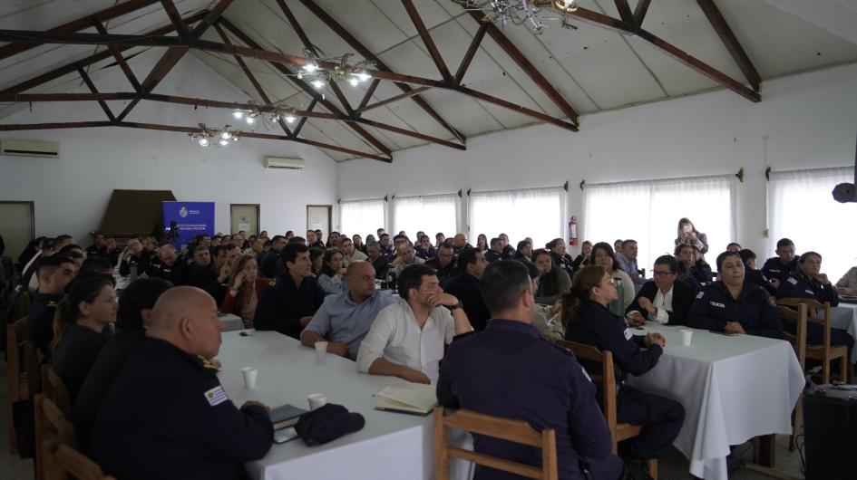 Equipos Técnicos de las distintas Unidades del INR. Equipos Técnicos de las distintas Unidades del INR.